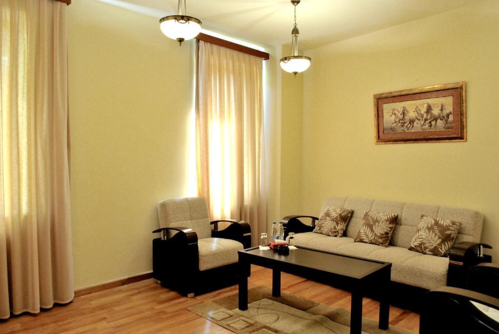 Arpa Hotell Yeghegnadzor Rom bilde